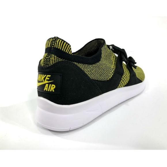 Nike Air Women Sock Racer Flyknit Shoe 896447-003 - Picture 3 of 8